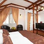 Guest house Pensiunea Ambient Brasov