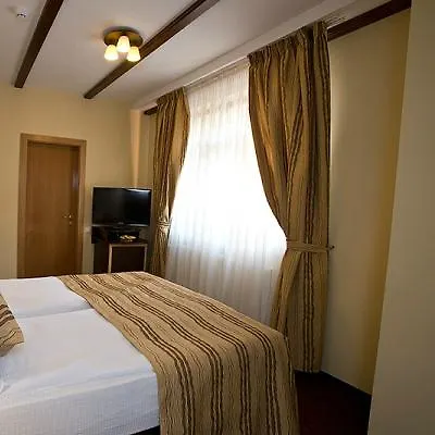 Pensiunea Ambient Konukevi