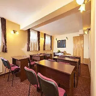 Pensiunea Ambient Konukevi 3*